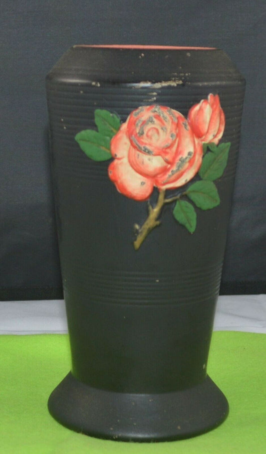 CHALKWARE? VASE BLACK VASE WITH RED ROSE(PREVIOUSLY OWNED) GOOD CONDITION - TMD167207