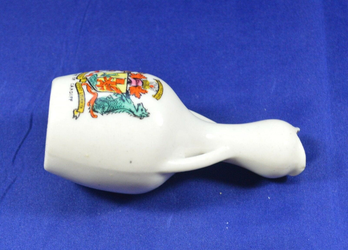 CLIFTON CHINA CRESTED WARE TWO HANDLED VASE TULIP STYLE OPENING CITY OF CARDIFF(PREVIOUSLY OWNED)  - TMD167207
