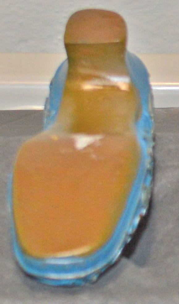COLLECTION OF FOUR ORNAMENTAL SHOES AND TWO ORNAMENTAL BOOTS(PREVIOUSLY OWNED) GOOD CONDITION - TMD167207