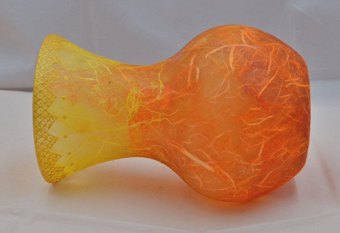 COLOURFUL ORANGE VASE WITH GOLD PATTERN TO TOP - TMD167207