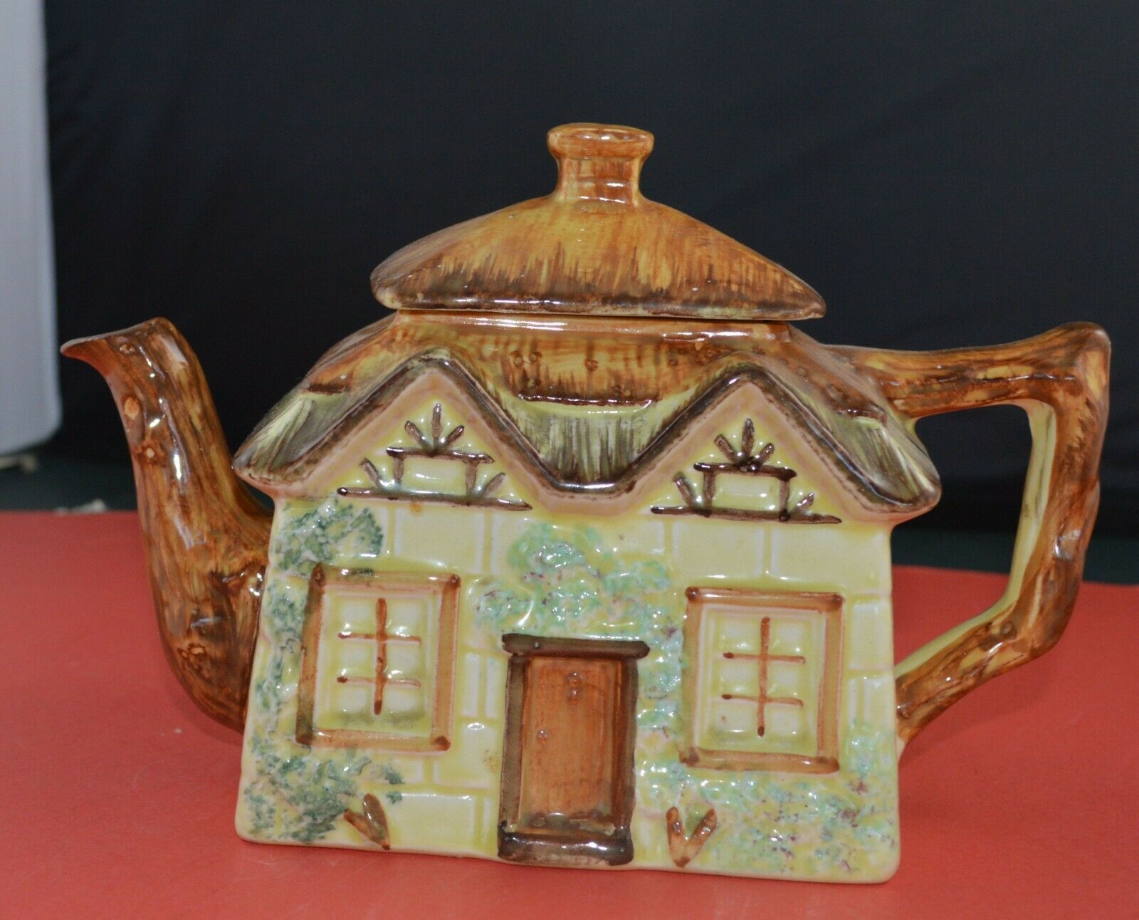 COTTAGEWARE KEELE STREET POTTERY TEAPOT MILK JUG COVERED SUGAR CONTAINER(PREVIOUSLY OWNED) FAIRLY GOOD CONDITION - TMD167207