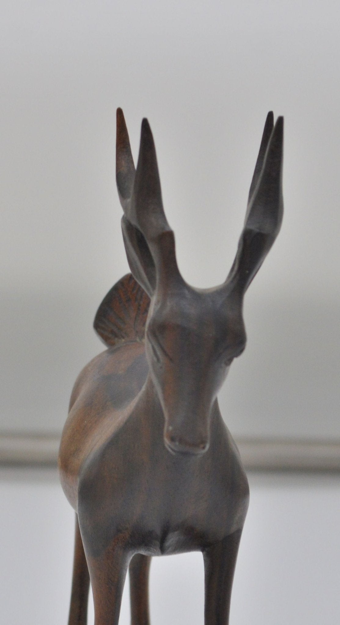 DECORATIVE DARK WOODEN STAG FIGURINE(PREVIOUSLY OWNED) VERY GOOD CONDITION - TMD167207