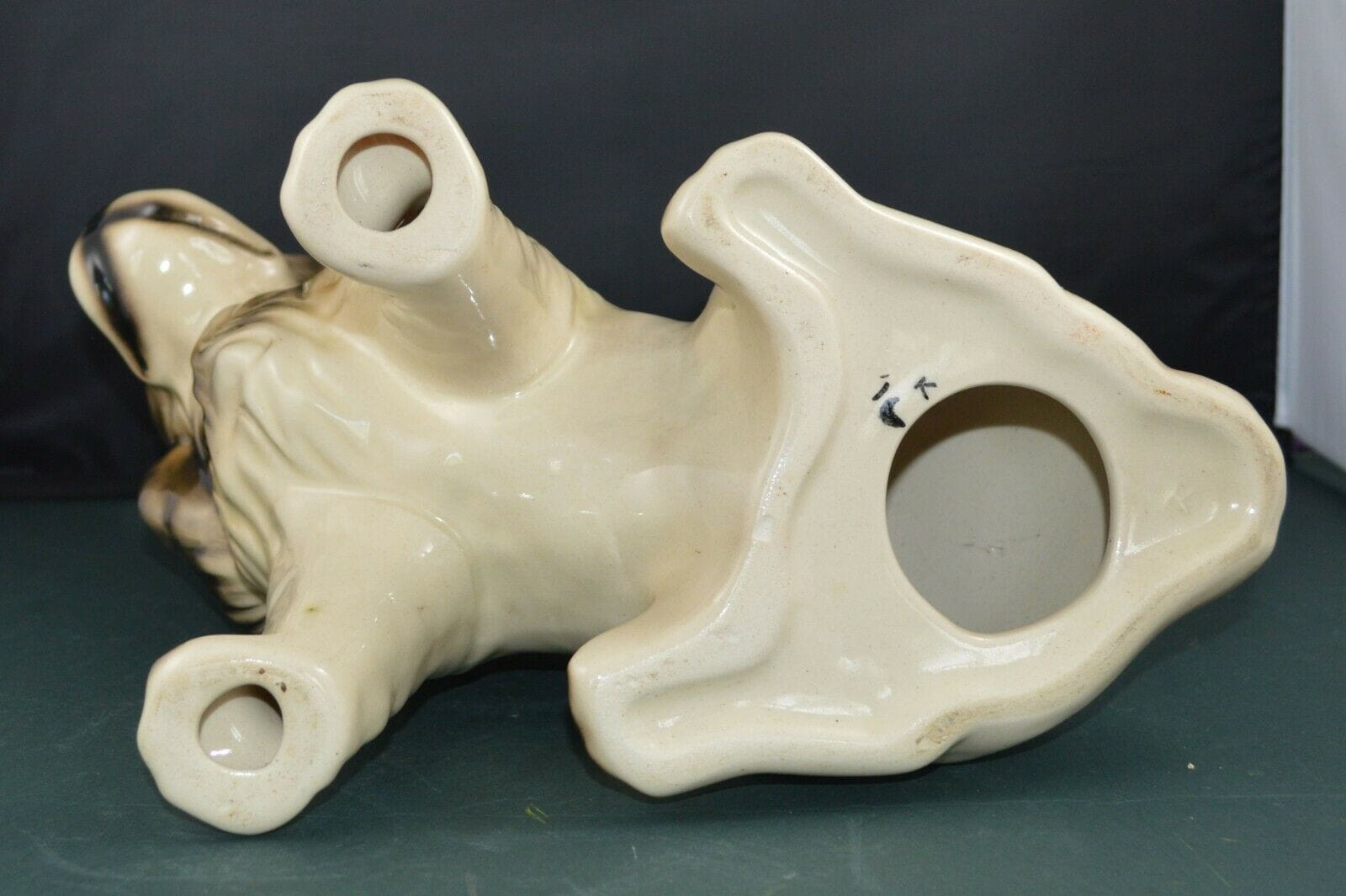 DECORATIVE DOG ORNAMENT SAD LOOKING SPANIEL FIGURINE(PREVIOUSLY OWNED) GOOD CONDITION - TMD167207
