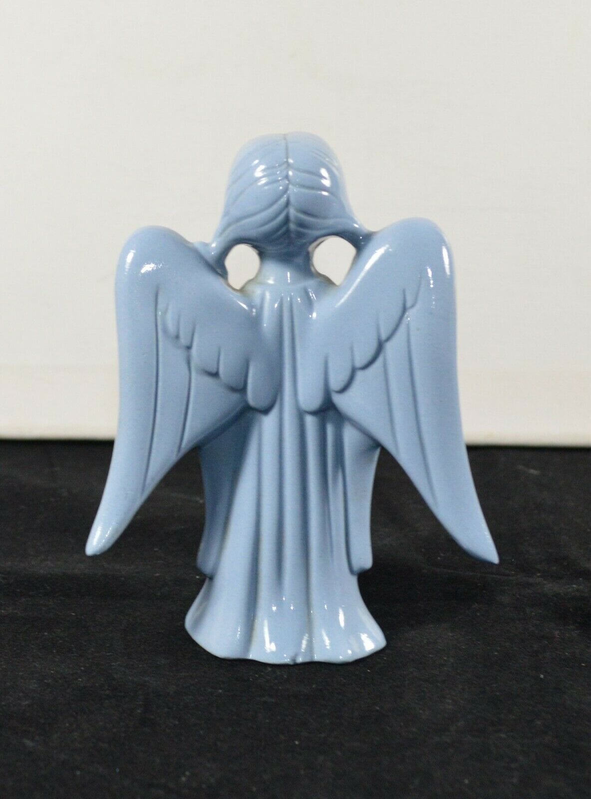 DECORATIVE FIGURINE BLUE ANGEL(PREVIOUSLY OWNED) GOOD CONDITION - TMD167207