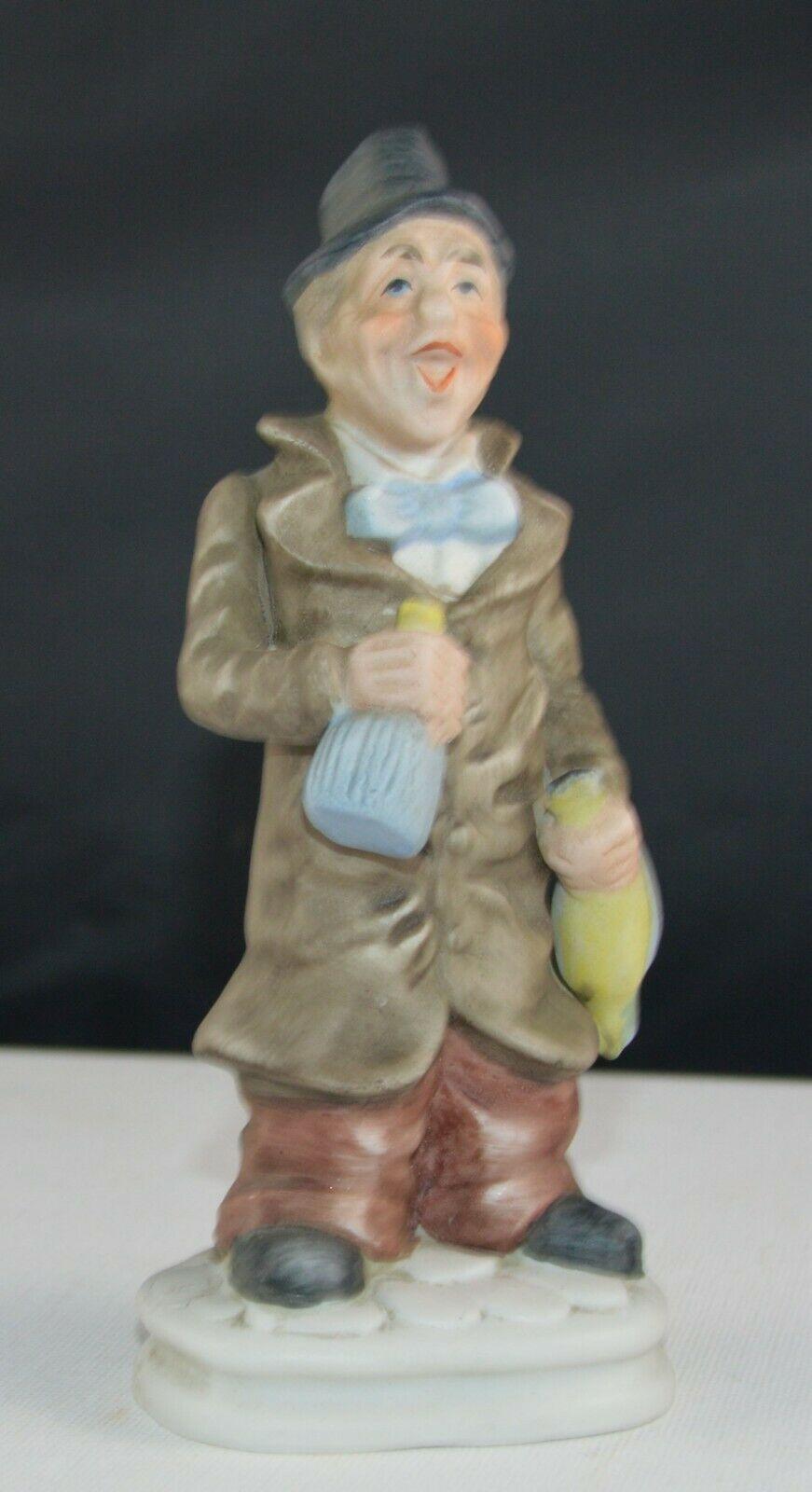 DECORATIVE FIGURINES LADY WEARING A RED HEAD SCARF & MAN WEARING A BLACK HAT(PREVIOUSLY OWNED) GOOD CONDITION - TMD167207