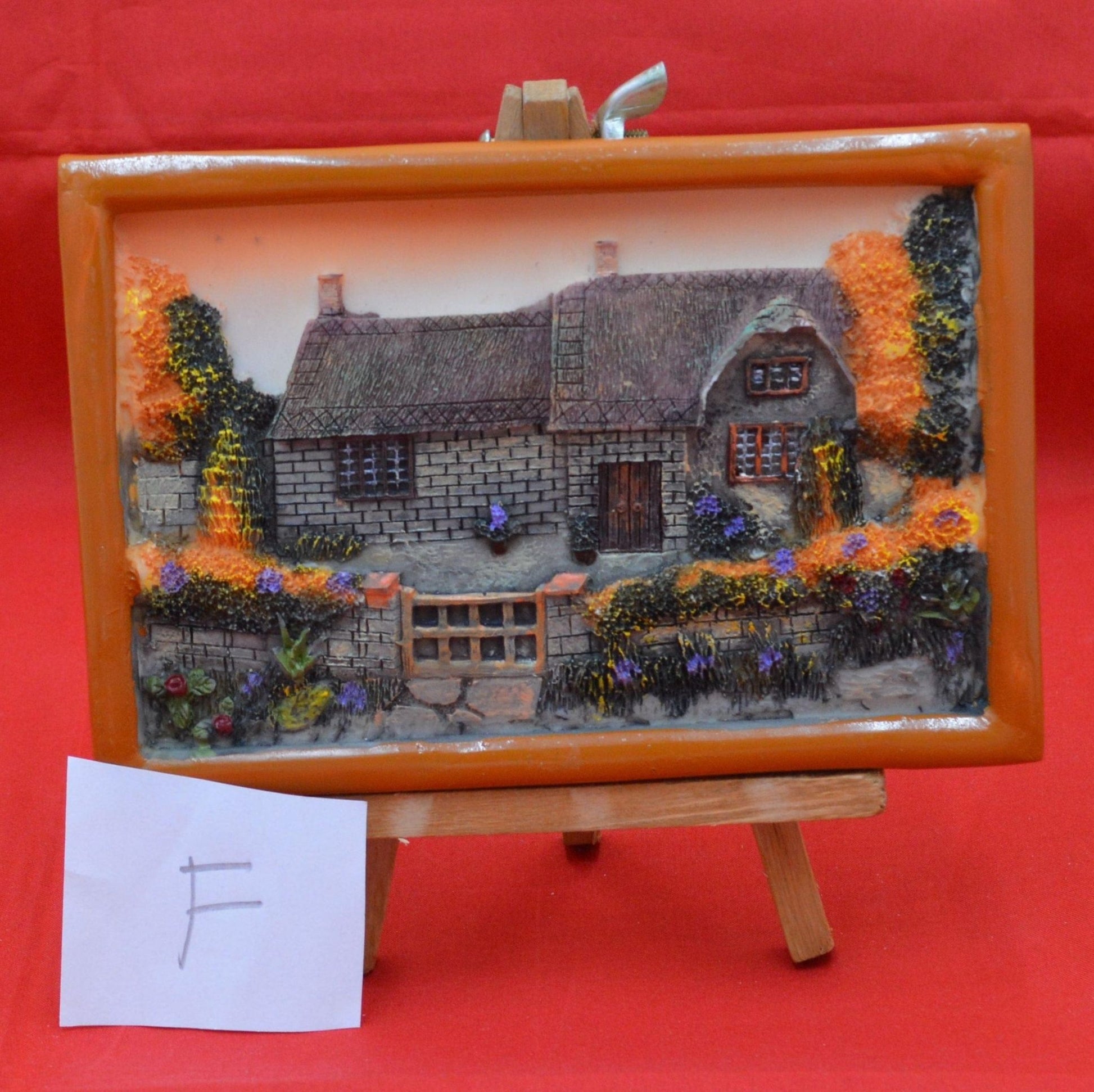 DECORATIVE ORNAMENT SCENIC RESIN PICTURE ON AN EASEL (PREVIOUSLY OWNED) GOOD CONDITION - TMD167207