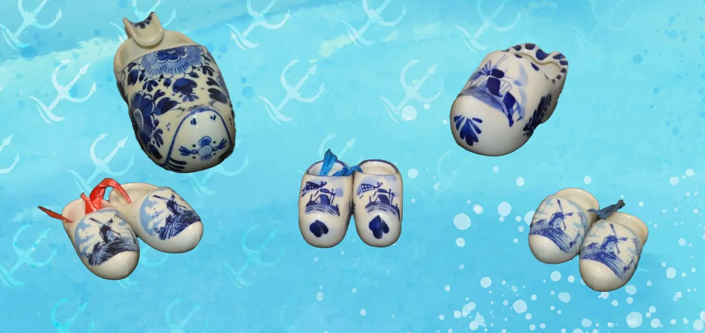 DELFT/DELFT STYLE BLUE AND WHITE CLOGS TWO ASHTRAYS & THREE PAIRS OF CLOGS - TMD167207