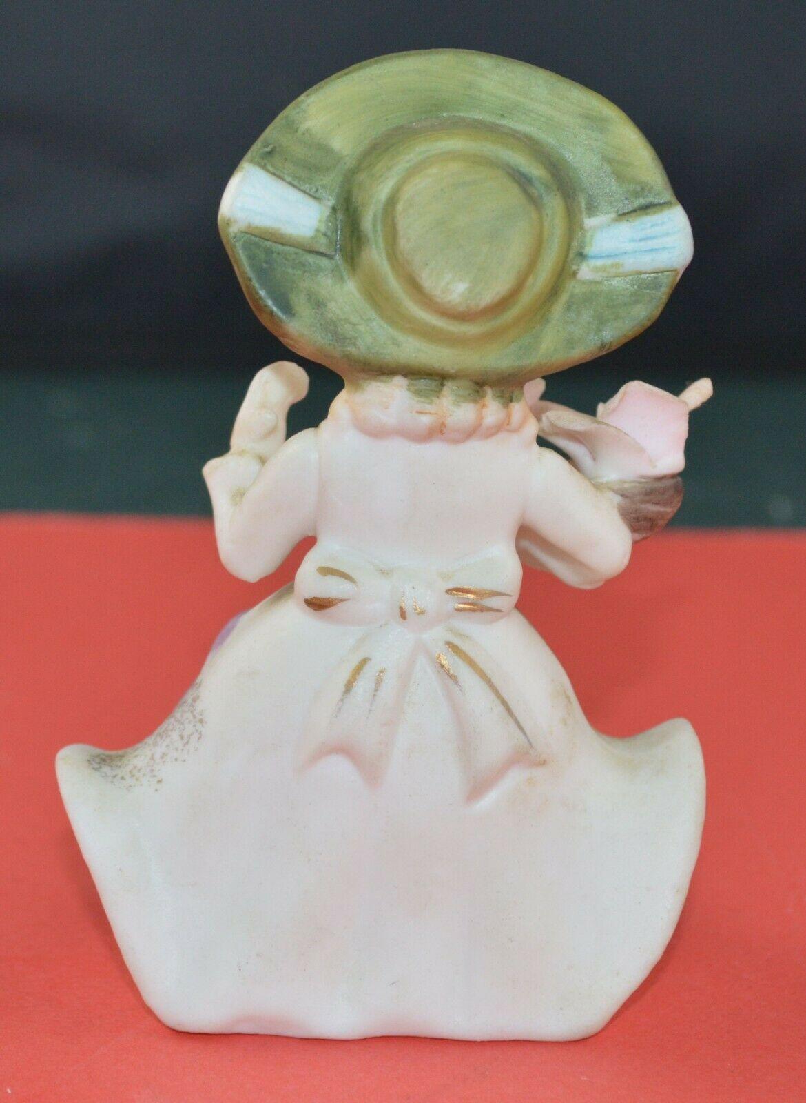 FAIRYLITE FOREIGN DECORATIVE FIGURINE GIRL WEARING A BONNET - TMD167207