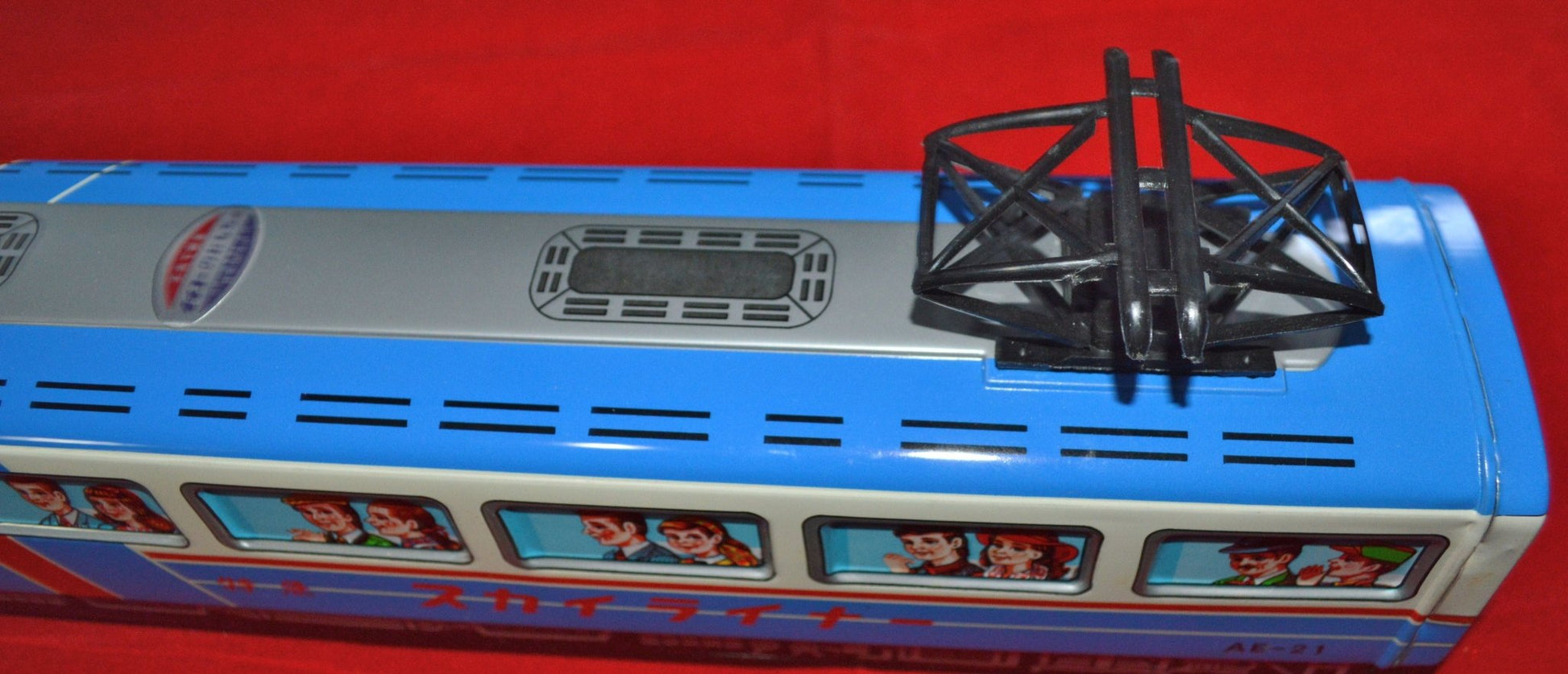 ICHIKO FRICTIO POWERED TINPLATE PASSENGER TRAIN AE-21 BOXED(PREVIOUSLY OWNED) GOOD CONDITION - TMD167207