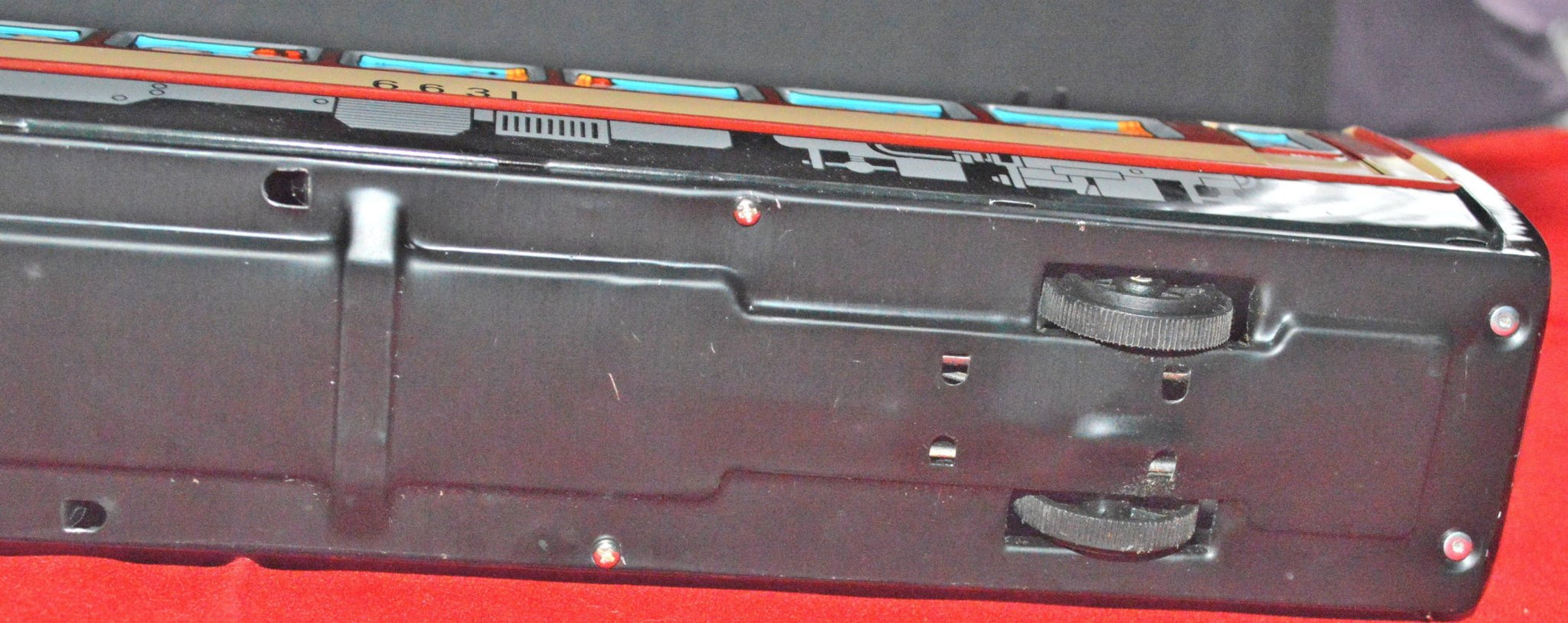 ICHIKO FRICTION POWERED TINPLATE PASSENGER TRAIN 6631 BOXED(PREVIOUSLY OWNED)GOOD CONDITION - TMD167207