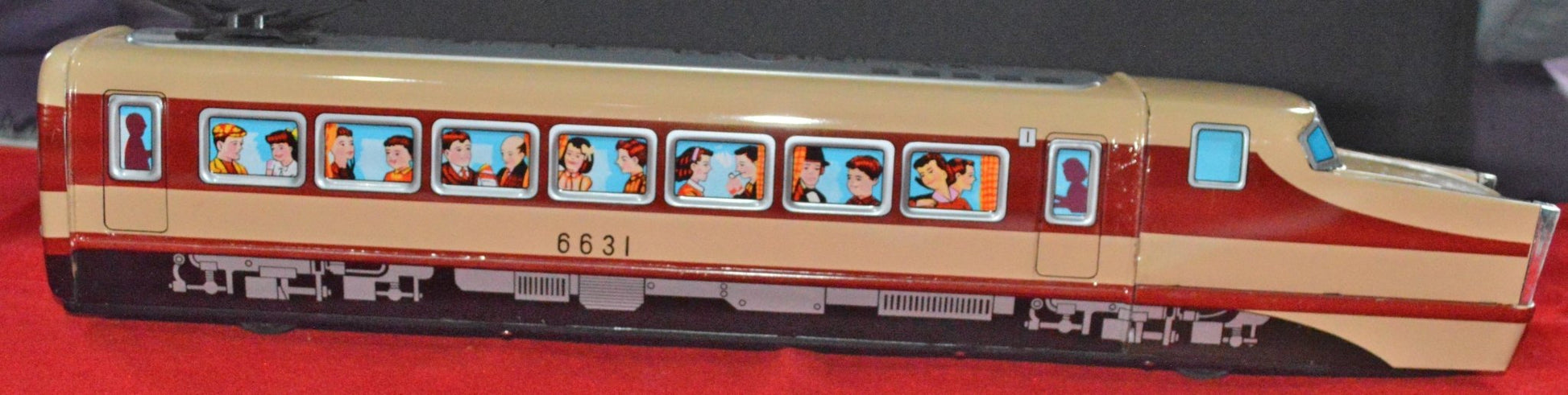 ICHIKO FRICTION POWERED TINPLATE PASSENGER TRAIN 6631 BOXED(PREVIOUSLY OWNED)GOOD CONDITION - TMD167207