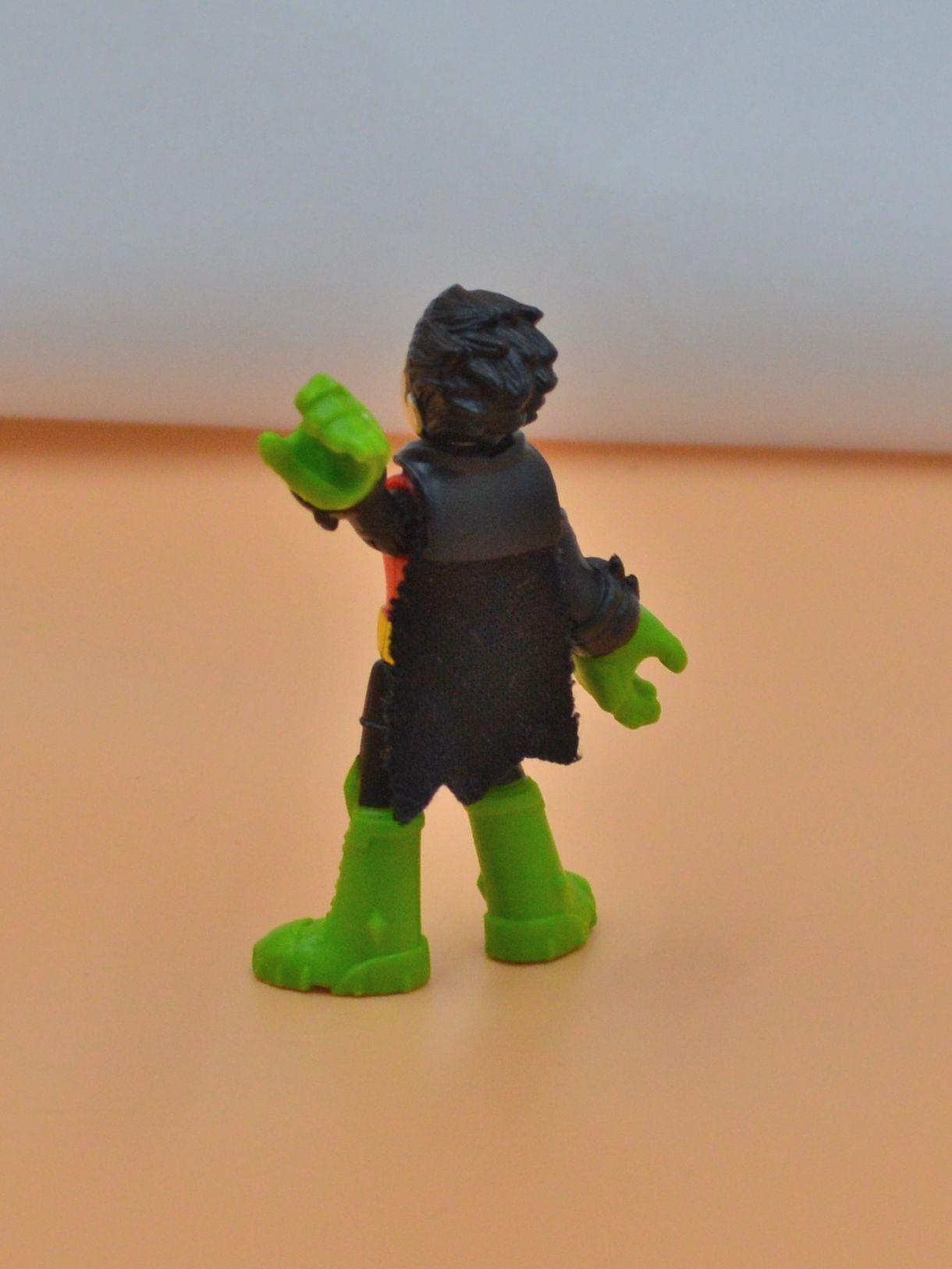 IMAGINEXT CLAYFACE AND ROBIN ACTION FIGURES - TMD167207
