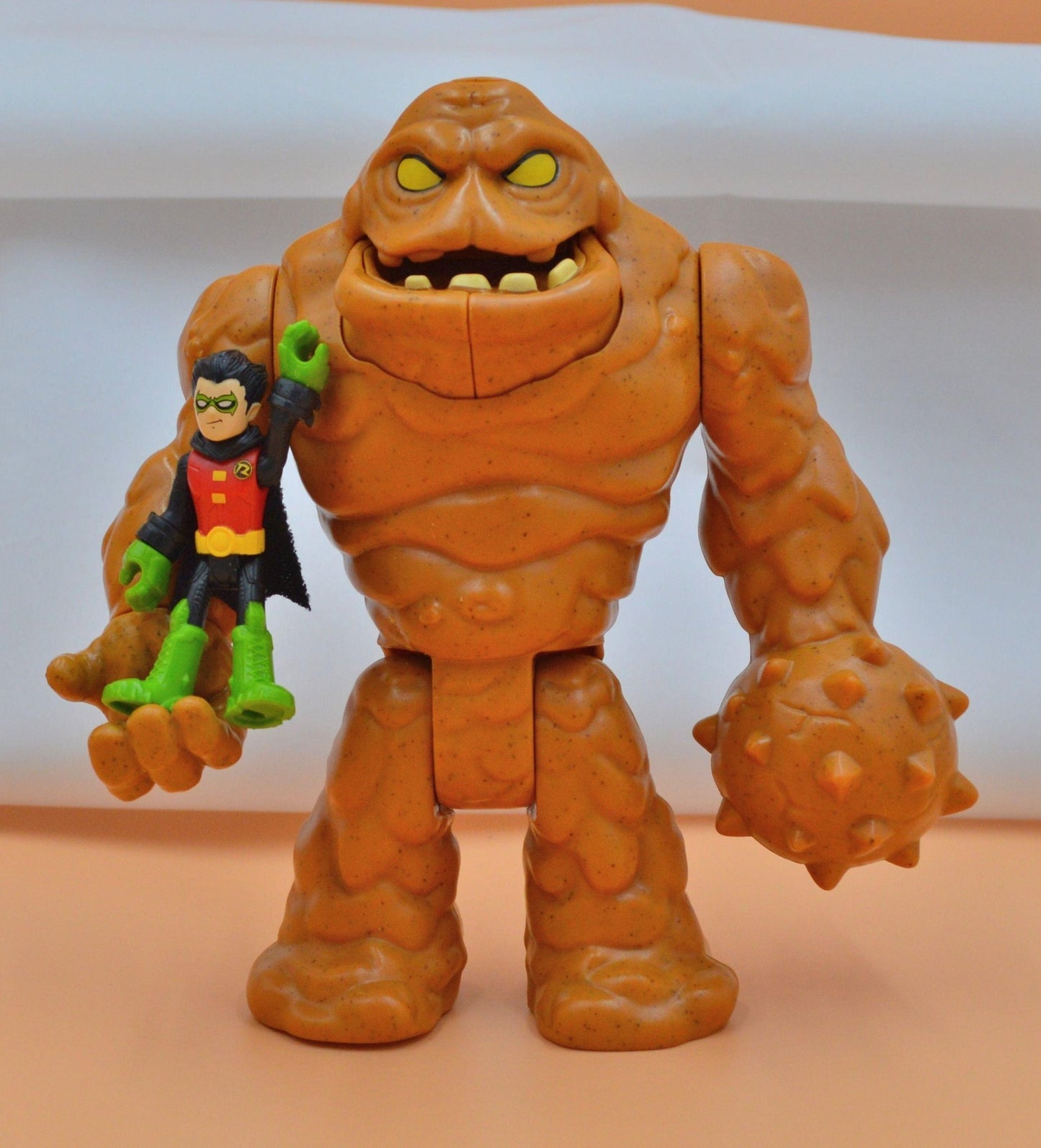IMAGINEXT CLAYFACE AND ROBIN ACTION FIGURES - TMD167207