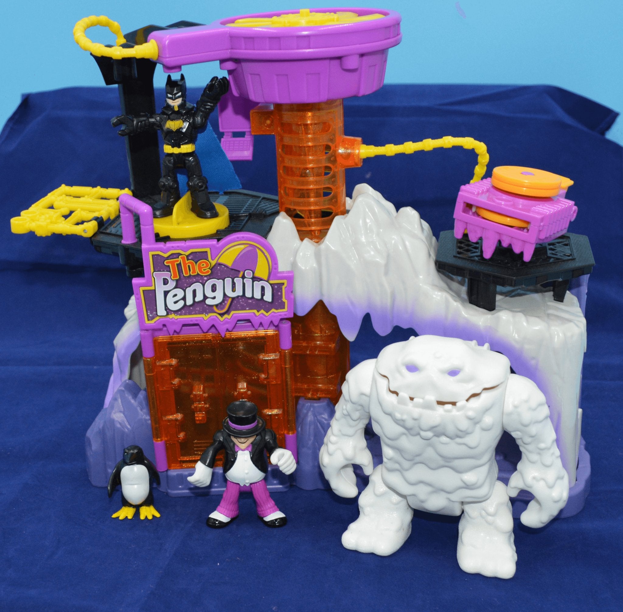 Penguin clearance lair imaginext