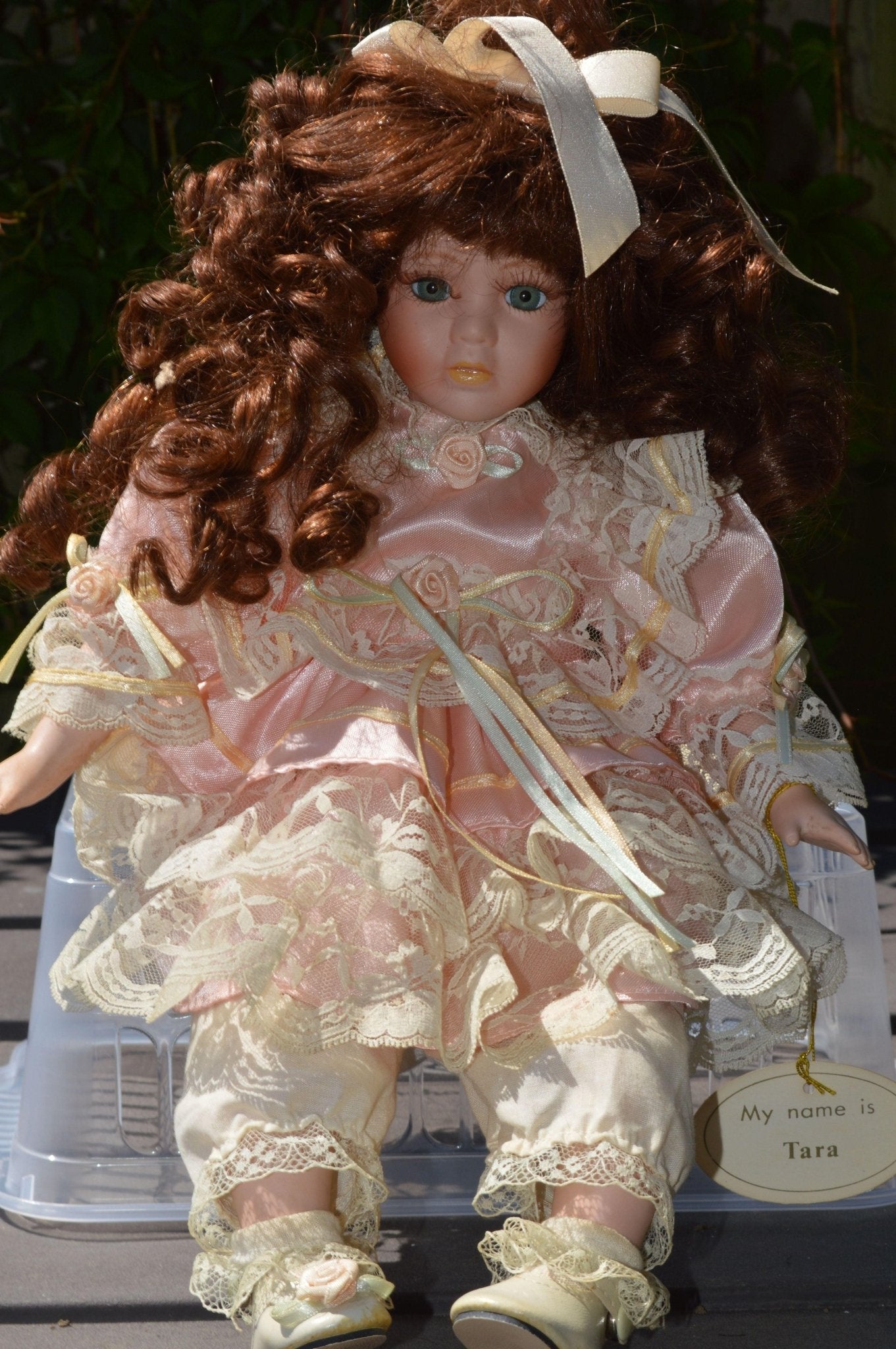 LEONARDO COLLECTION PORCELAIN DOLL MY NAME IS TARA