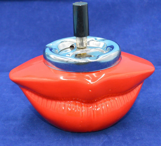 NOVELTY CERAMIC LIP ASHTRAY PUSH DOWN SPINNER - TMD167207