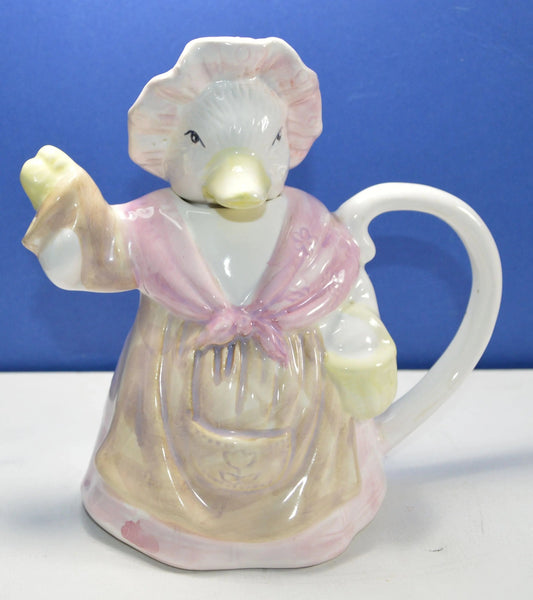 ORNAMENTAL DUCK TEAPOT(PREVIOUSLY OWNED)FAIRLY GOOD CONDITION - TMD167207