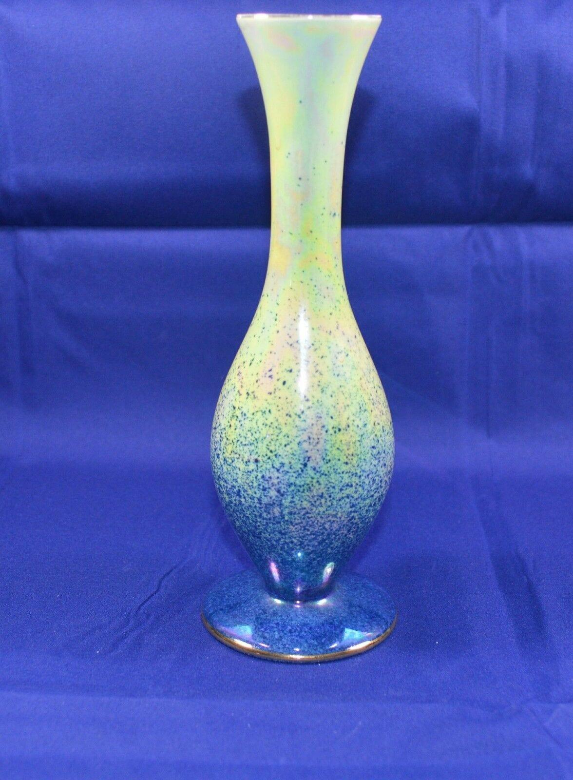 ROYAL WINTON GREEN BUD VASE(PREVIOUSLY OWNED) GOOD CONDITION - TMD167207
