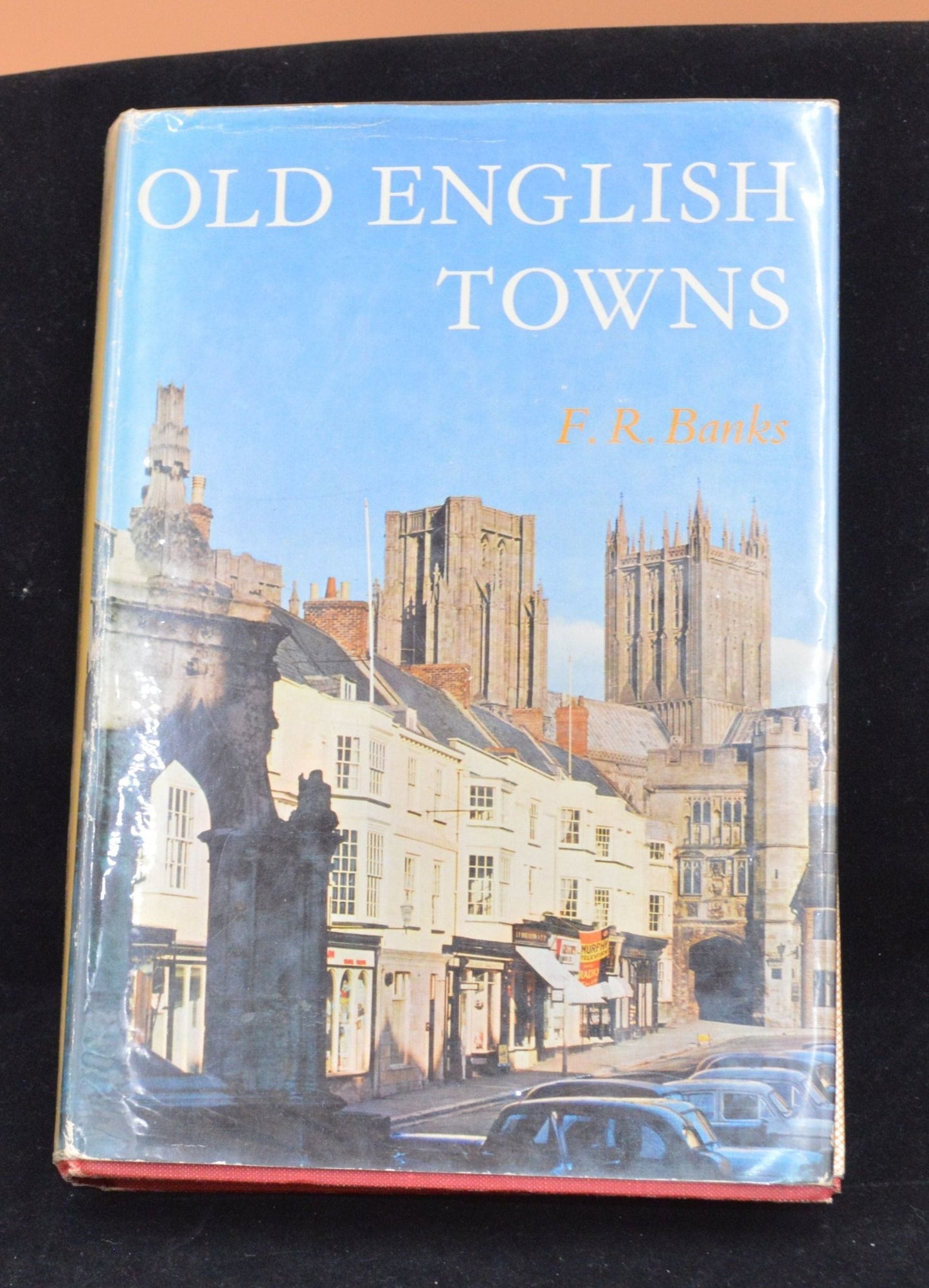 SECONDHAND BOOK OLD ENGLISH TOWNS by F.R. BANKS GOOD CONDITION - TMD167207
