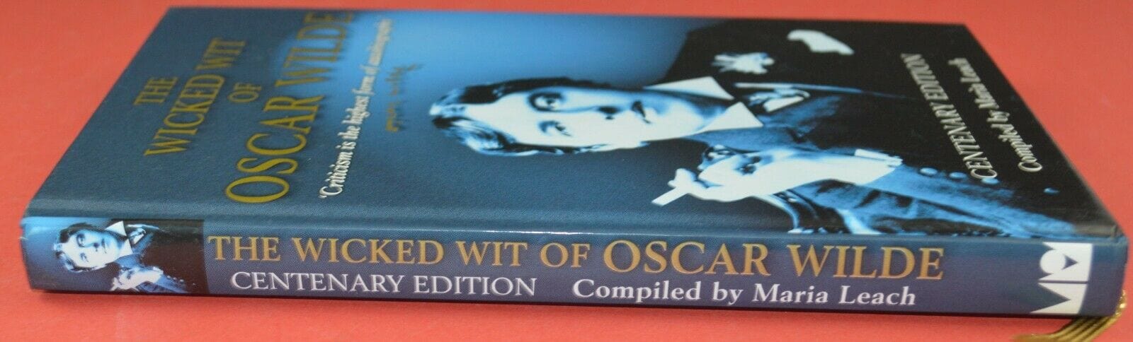 SECONDHAND BOOK THE WICKED WIT OF OSCAR WILDE CENTENARY EDITION(PREVIOUSLY OWNED)GOOD CONDITION - TMD167207