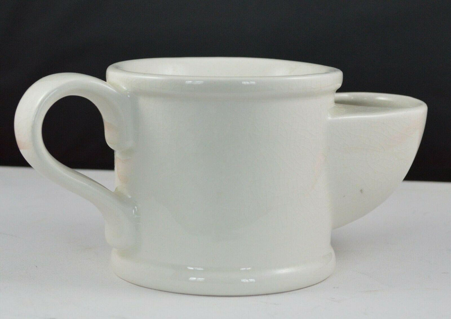 SHAVING MUG WITH STEAM COACH by GURNEY 1827 DEPICTED ON THE FRONT(PREVIOUSLY OWNED) GOOD CONDITION HEAVILY CRAZED - TMD167207