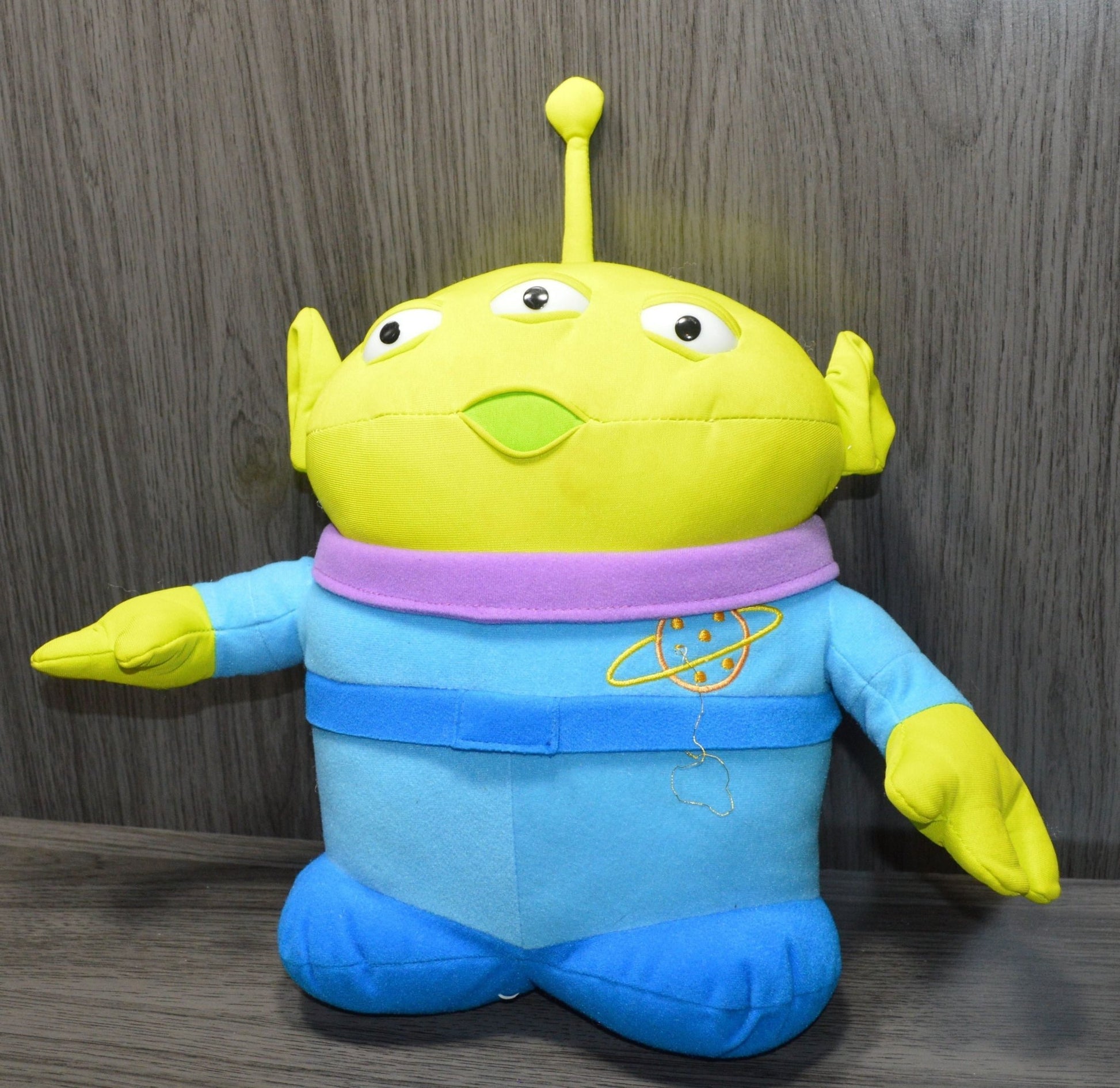 SOFT TOY DISNEY PIXAR TOY STORY ALIEN(PREVIOUSLY OWNED)GOOD CONDITION - TMD167207