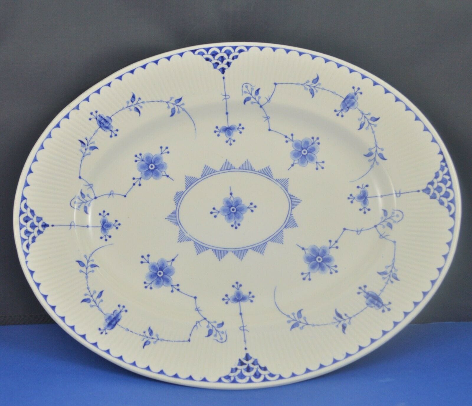 TABLEWARE DENMARK FURNIVALS OVAL SERVING PLATTER 14 X 11 INCHES(PREVIOUSLY OWNED)GOOD CONDITION - TMD167207