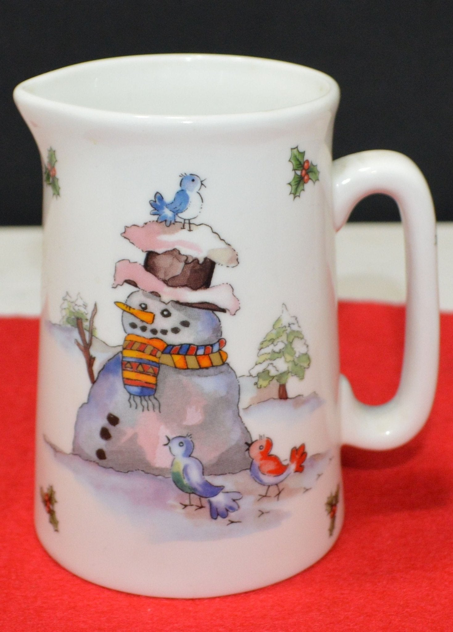 TABLEWARE JAMES DEAN POTTERY CHRISTMAS JUG DEPICTING A SNOWMAN AND HOLLY(PREVIOUSLY OWNED) VERY GOOD CONDITION - TMD167207