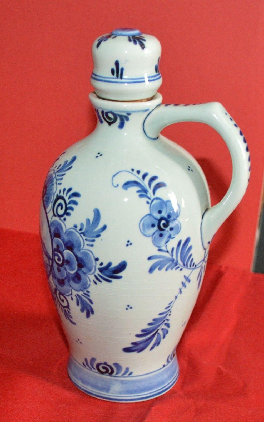 VINTAGE ERVEN LUCAS BOLS DELFT JUG AND STOPPER(PREVIOUSLY OWNED)GOOD CONDITION - TMD167207