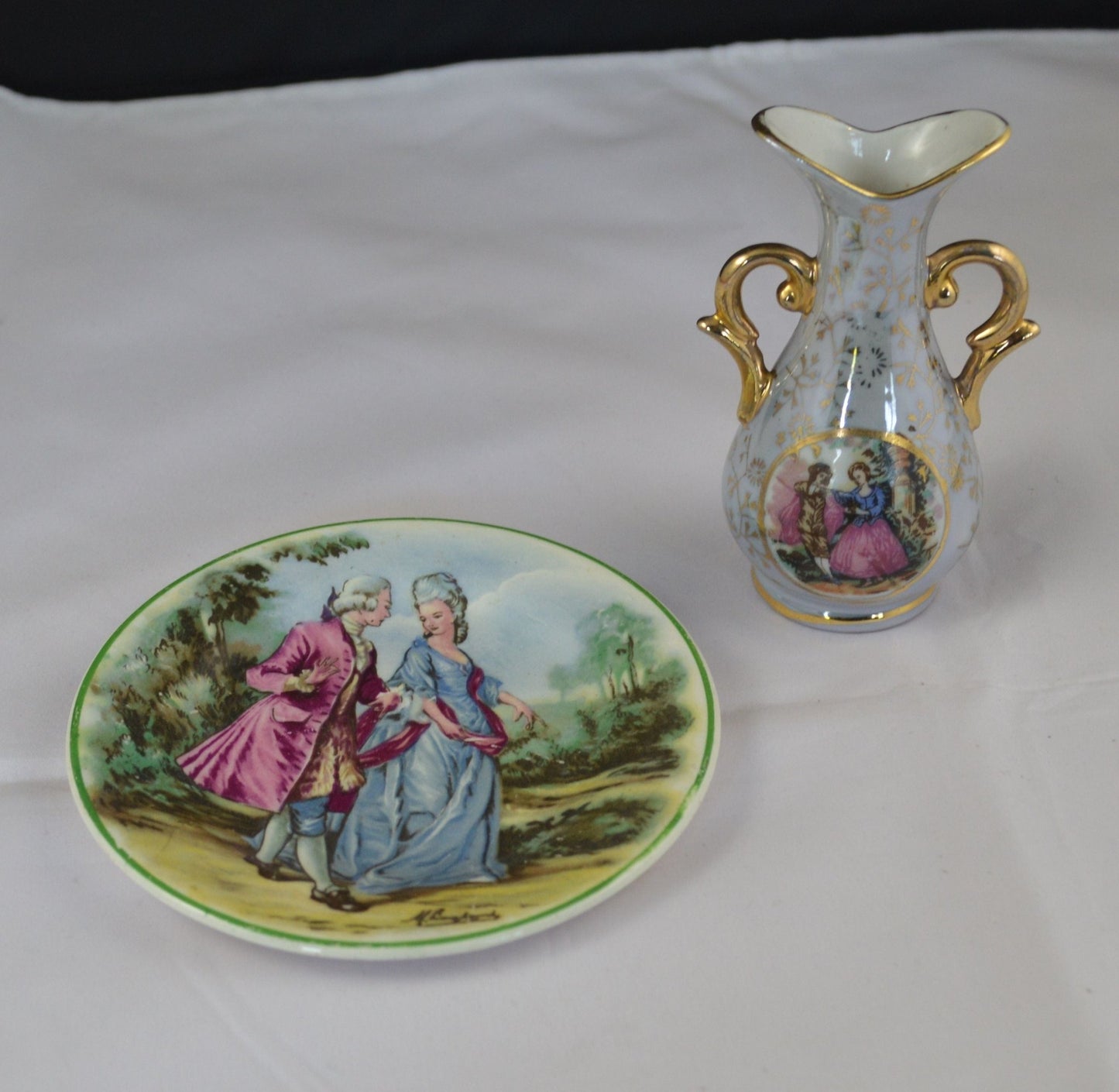 VINTAGE STAFFS TEASET CO LTD TUNSTALL SMALL PLATE AND SMALL FOREIGN VASE(PREVIOUSLY OWNED) - TMD167207